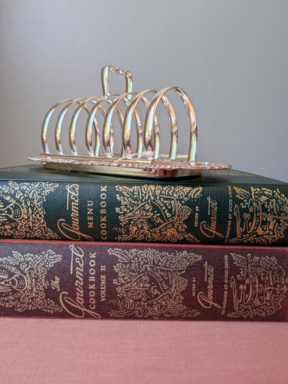 Vintage Silverplate Toast Holder Caddy | 8.5" Shiny English Kitchen Decor - Picture 2 of 10